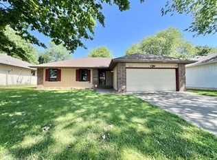 3665 W Madison St, Springfield, MO 65802