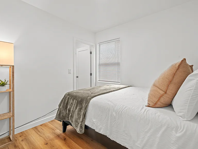 15227 Freeman Ave #1/2 — Photo 8