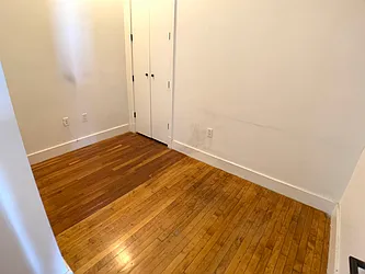 Rented by Tapiro Realty