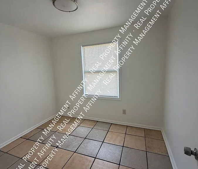 639 Mississippi Blvd #4 — Photo 11