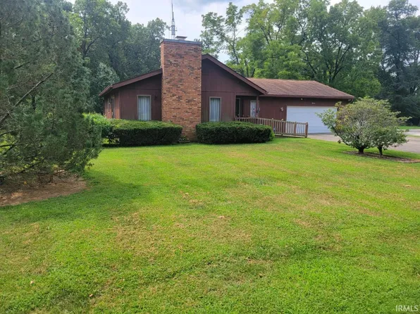 11 Kelly Dr, Washington, IN 47501