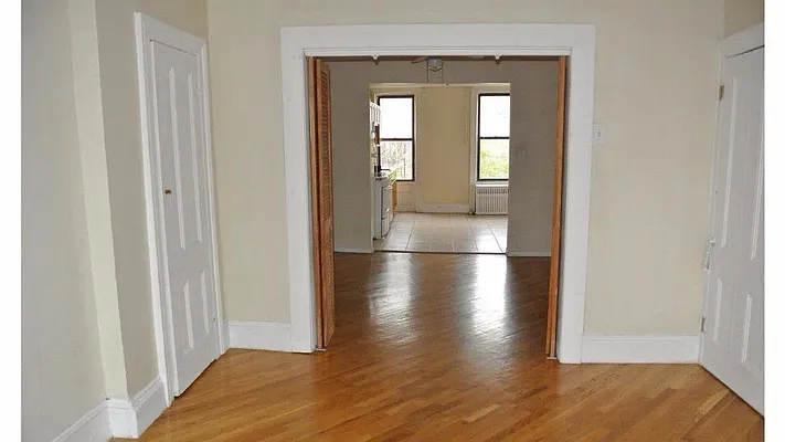 Rented by Highline Residential | media 23