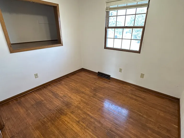 1510 Starview Dr — Photo 12