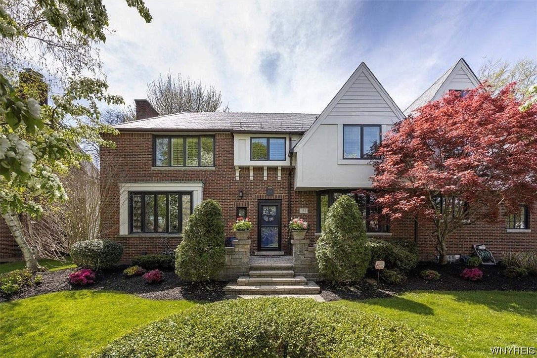 161 Brantwood Rd, Amherst, NY 14226 Zillow