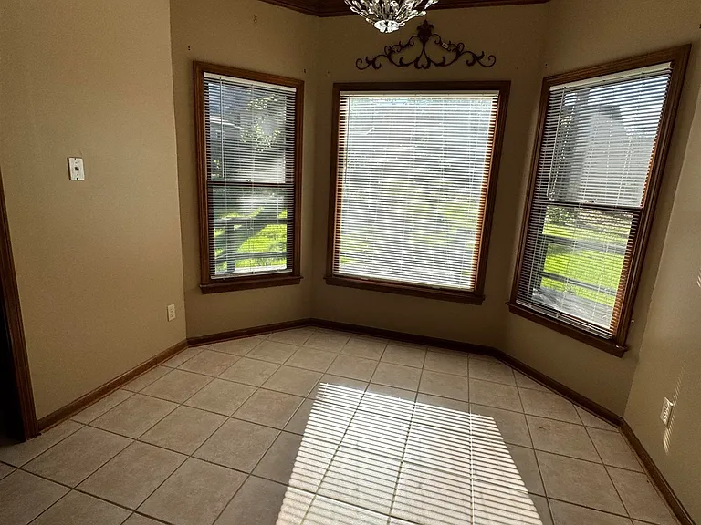 2025 Mount Badon Ln — Photo 21