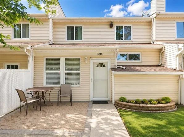 1248 Richmond Ave #1, Staten Island, NY 10314
