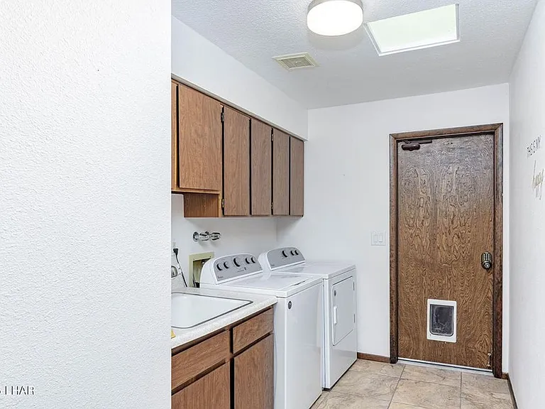 3713 Mission Dr S — Photo 18