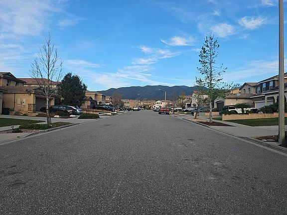 4th image of 17684 Comfrey Dr