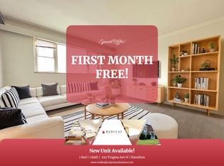 295 Tragina Ave N #6, Hamilton, ON L8H5C9