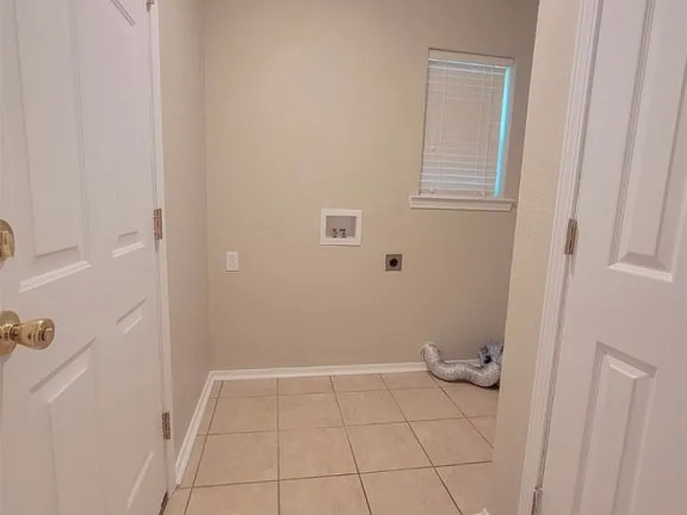 52 Skylark Ln — Photo 7