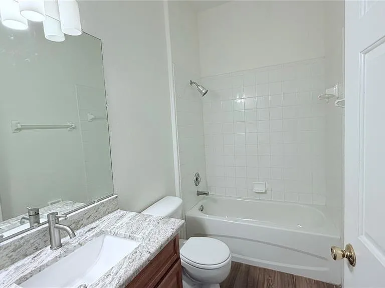 31205 Bridgegate Dr — Photo 24