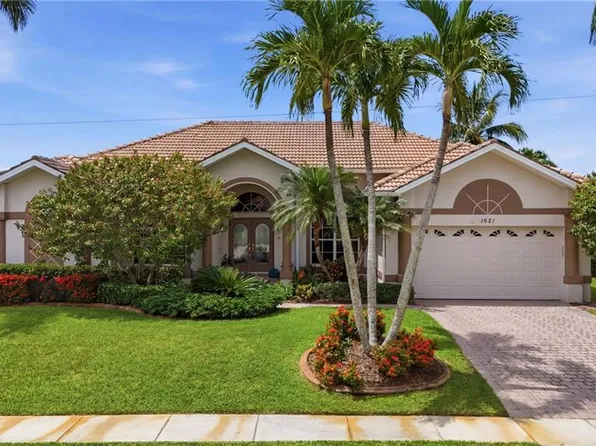 1621 Almeria CT, MARCO ISLAND, FL 34145