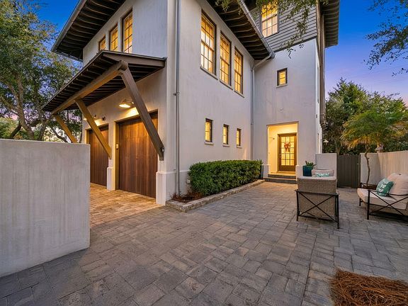 5th image of 239 Sand Oaks Cir