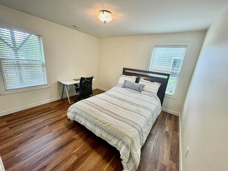 155 Alamosa Pl — Photo 7