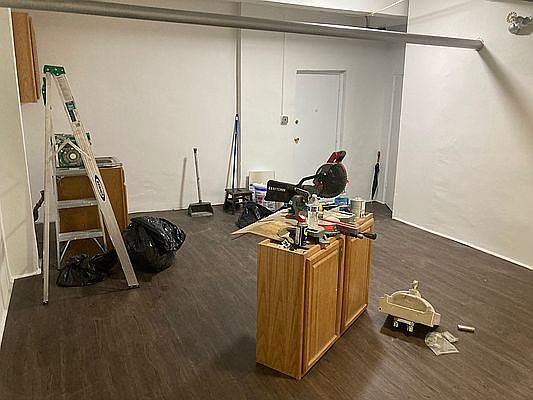 4th image of 411 E 83rd St #B1