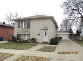 7541 W Hanover St, Summit, IL 60501