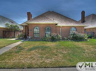 2830 Stoneridge Dr, Garland, TX