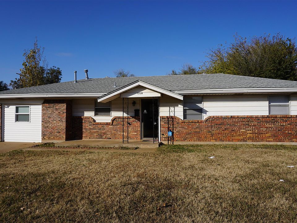 1st image of 4769 SE 28th St