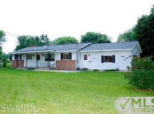 748 East St, Coopersville, MI 49404