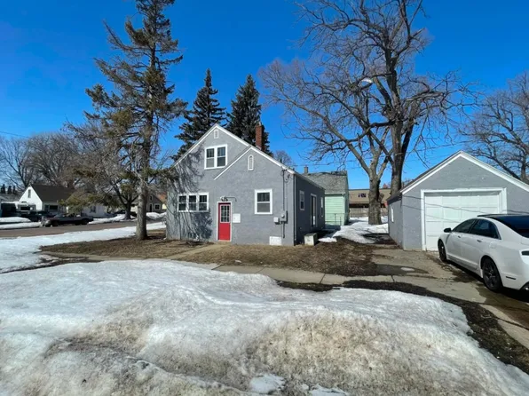 1826 S Summit Ave, Sioux Falls, SD 57105