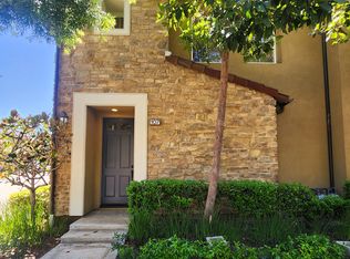 107 Roadrunner, Irvine, CA 92603