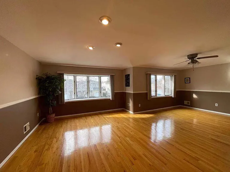 203 Gervil St #2 — Photo 6