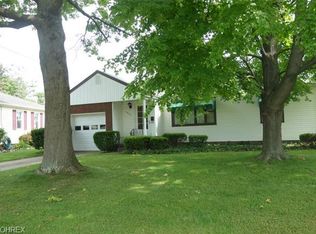 3427 Birchdale Rd NW, Canton, OH 44708