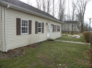 192 Rope Ferry Rd, Waterford, CT 06385