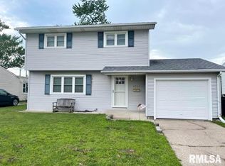 4729 48th St #A, Moline, IL 61265