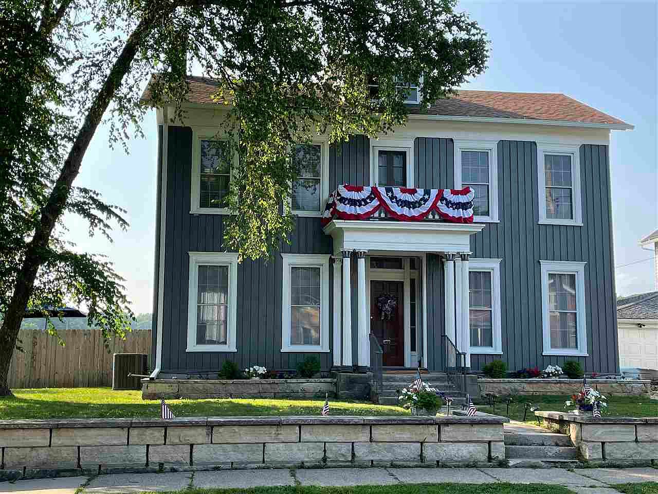 305 Park Ave, Galena, IL 61036 Zillow