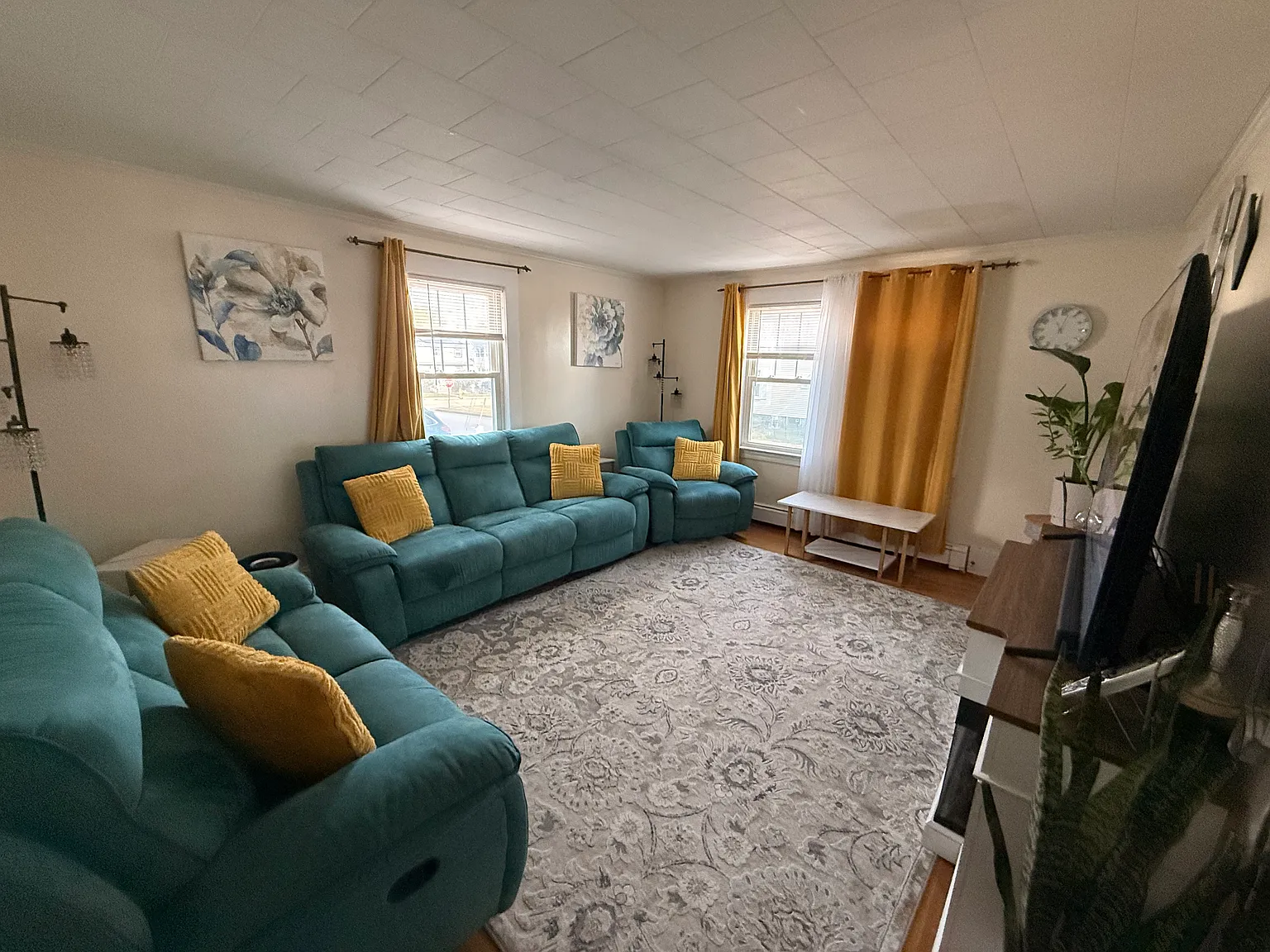 3 bed, $2,700 — Photo 4