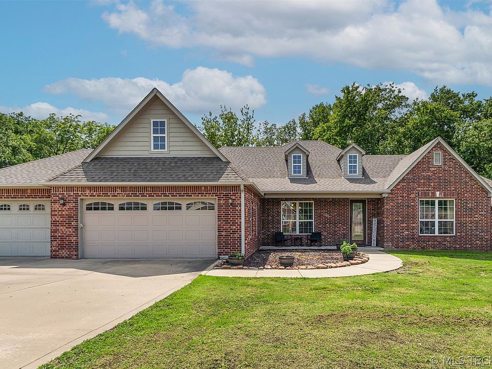 1st image of 18912 Spring Creek Ln