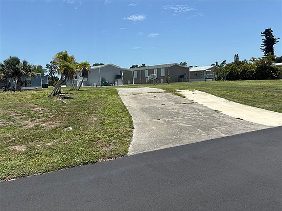 3rd image of 7471 DANVERS CIRCLE LOT 23
