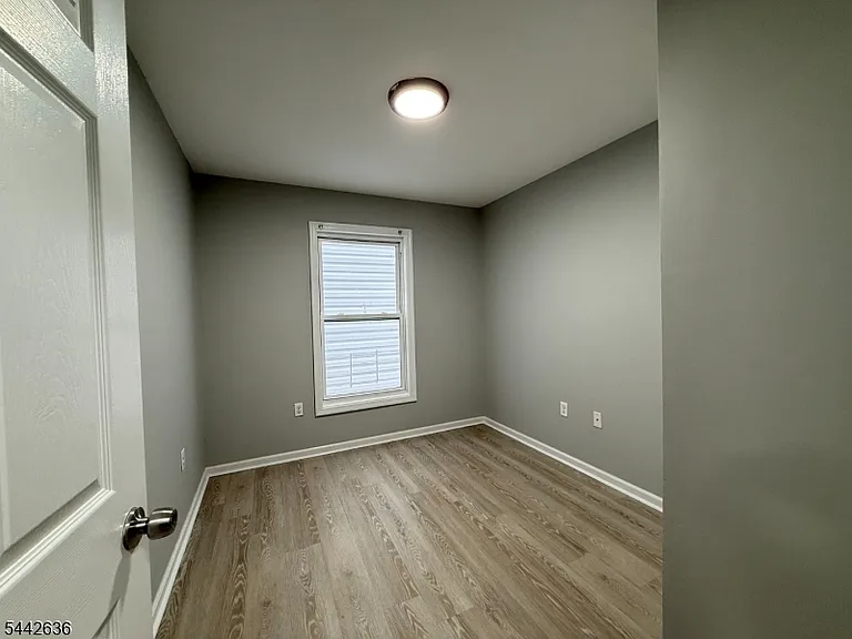 34 Auburn St #2 — Photo 18