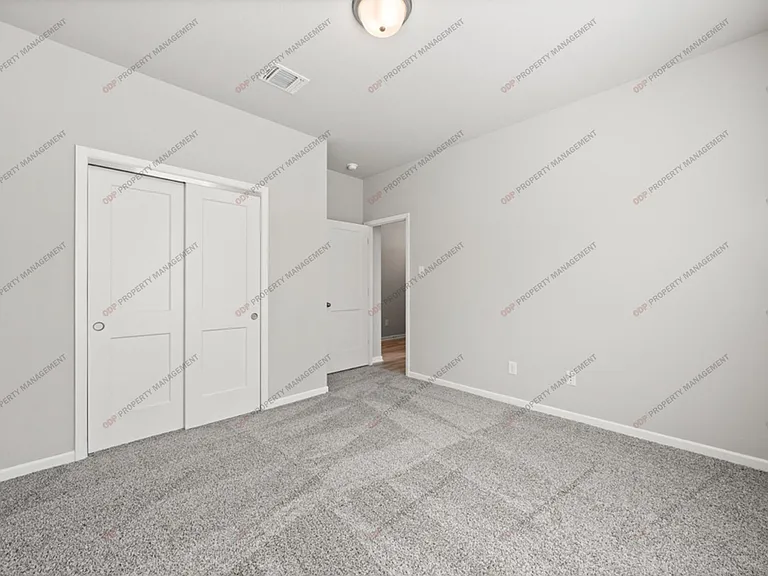 9512 Swenson Ln — Photo 23