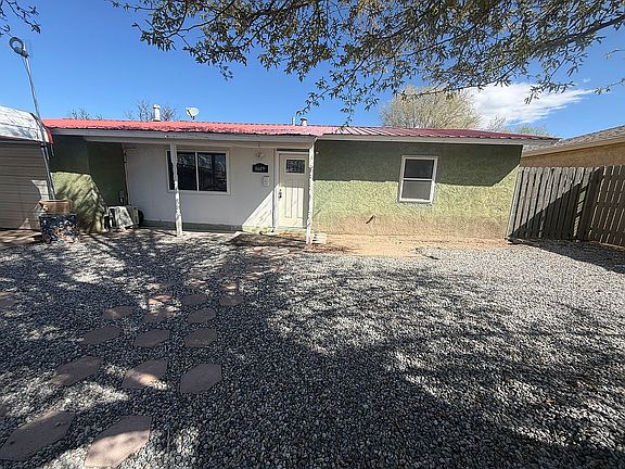 5th image of 1619 Greenfield Rd