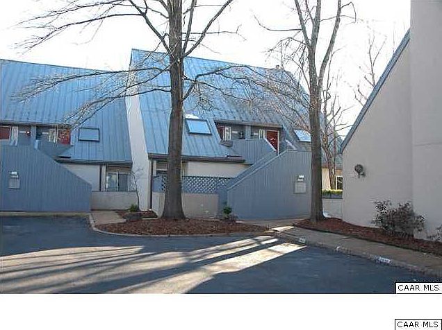 2nd image of 305 2nd St NW APT A