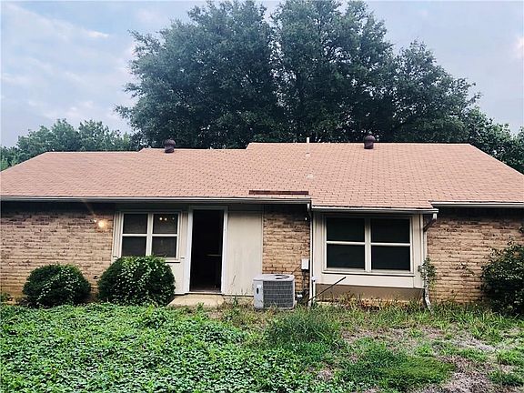 4th image of 3304 Wintersmith Dr
