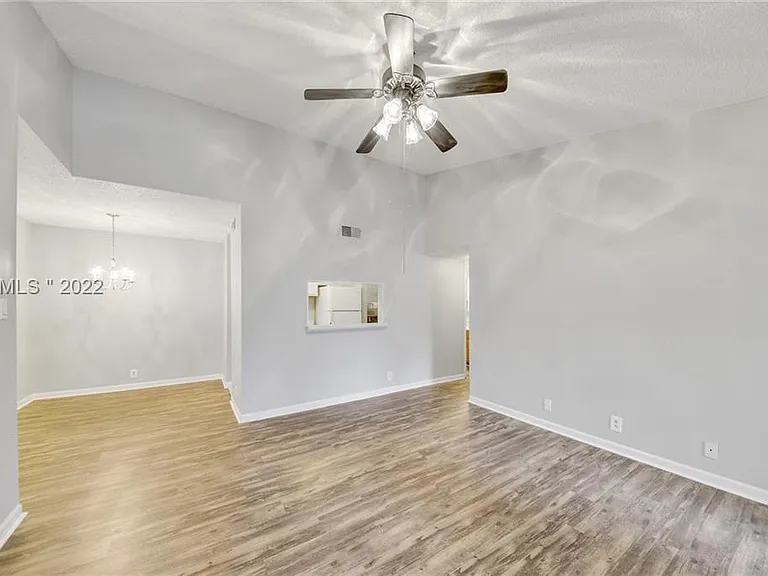 30 Mathews Dr #711 — Photo 17