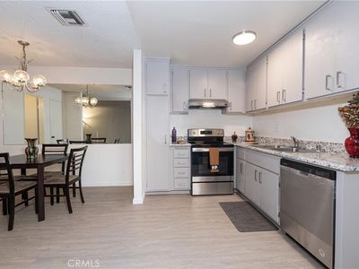 7301 Lennox Ave UNIT D10, Van Nuys, CA, 91405