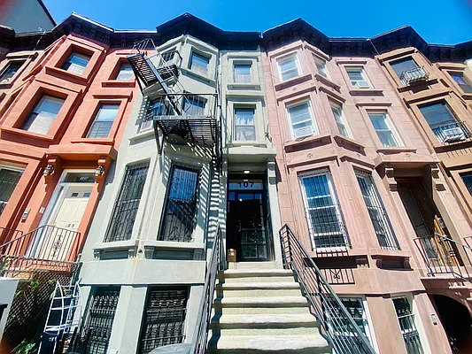 Rented by GROOME REALTY LLC | media 9