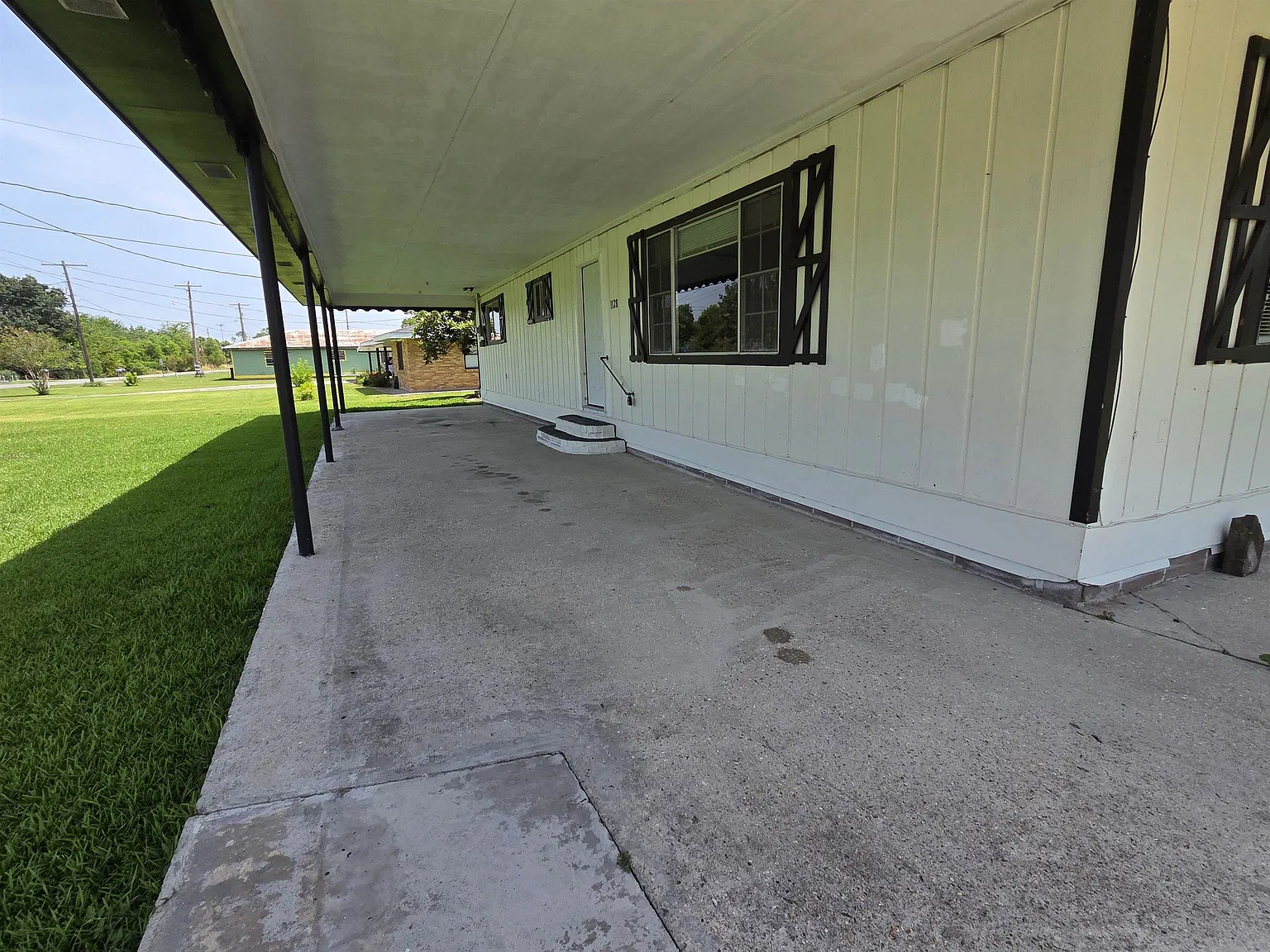 3 bed, 1672 sqft, $1,400 — Photo 3