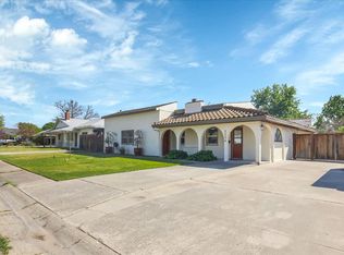 2236 Shaw St, Sacramento, CA 95821