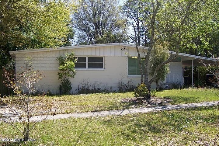 1st image of 3211 Plumtree Dr