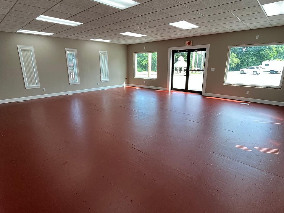 2nd image of 6075 E Henrietta Rd #1