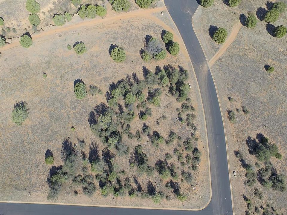 2nd image of 11920 W Six Shooter Rd