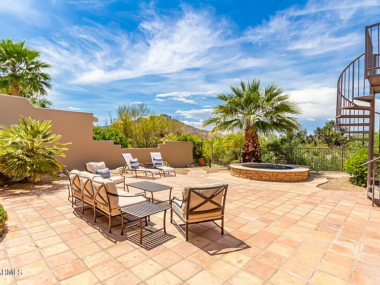 1063 N Boulder Dr — Photo 5
