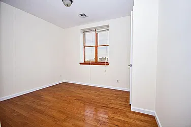 Rented by Level Group