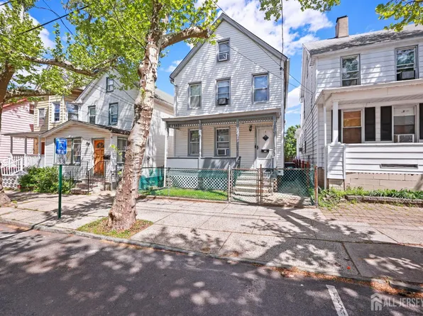 448 Mechanic St, Perth Amboy, NJ 08861