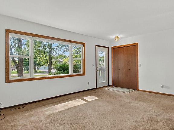2nd image of 212 Mound Park Drive